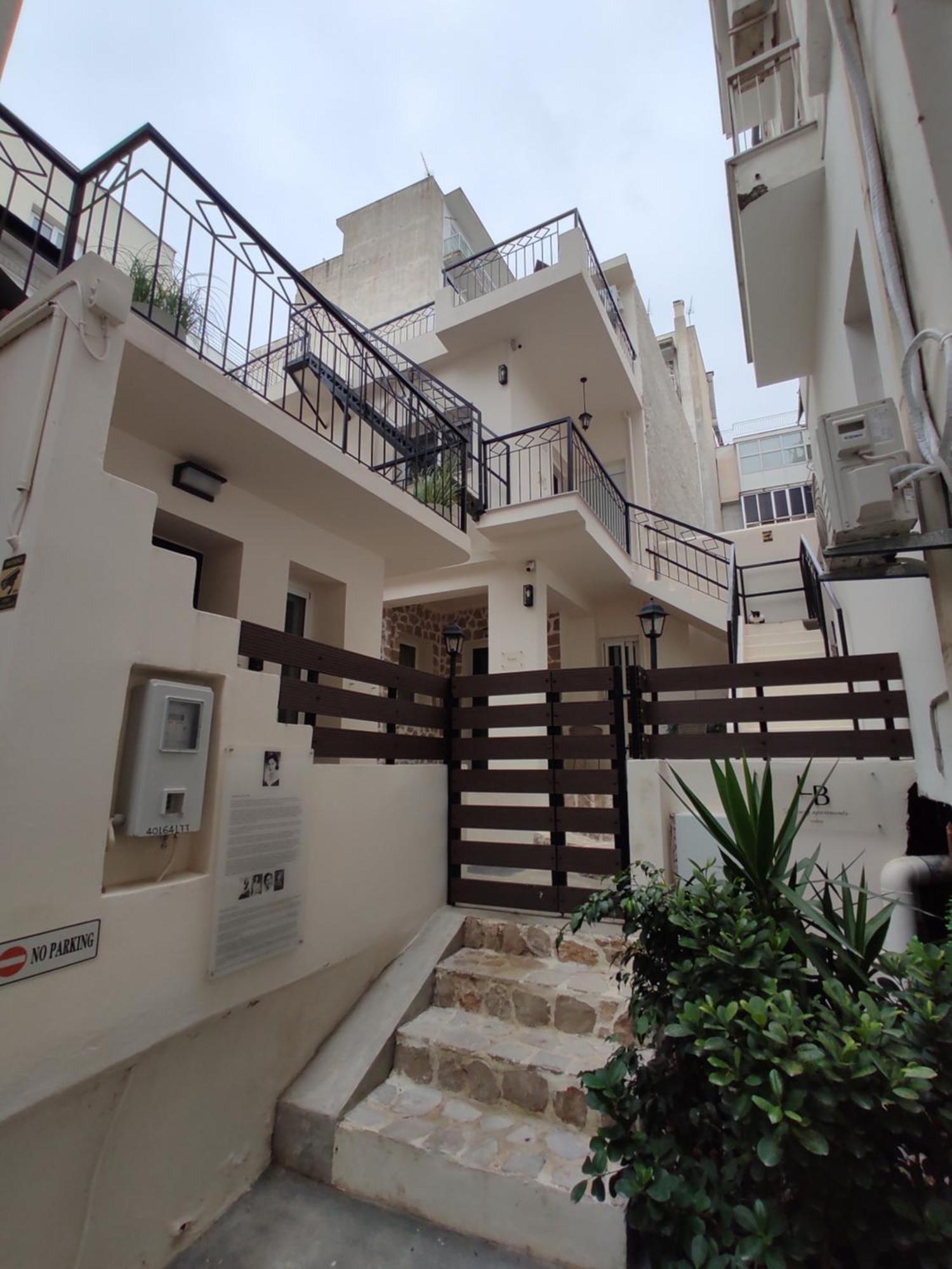 Lb Luxury Apartments Volos Exterior photo